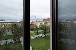 Opera Passage Hotel & Apartaments