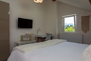 Amodo Lodge - In a rural location