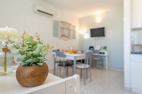 Lena’s Beach House by HelloVacations