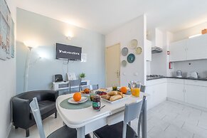 Lena’s Beach House by HelloVacations