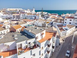 Lena’s Beach House by HelloVacations