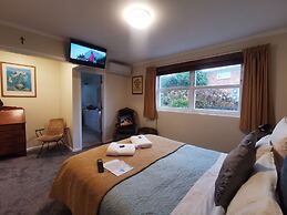 Geyser Lookout BnB