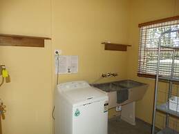 Tuckers Rocks Cottage