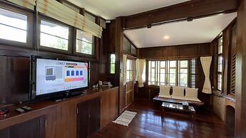 Pakchong Family Home