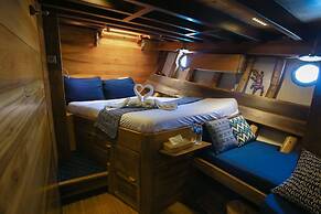 Tanaka Liveaboard