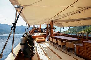 Tanaka Liveaboard