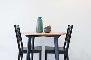 S8 COZY 1 BR - KLCC - KL Tower - High Speed WiFi