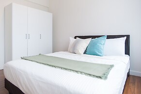 S8 COZY 1 BR - KLCC - KL Tower - High Speed WiFi