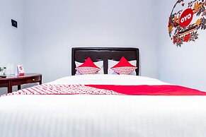 Super OYO 283 Helvetia Residence