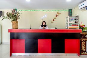 Super OYO 283 Helvetia Residence