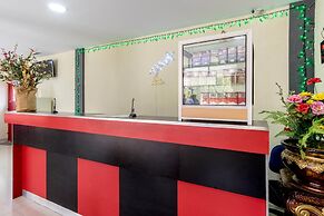 Super OYO 283 Helvetia Residence