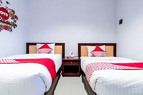 Super OYO 283 Helvetia Residence