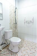 Super OYO 283 Helvetia Residence