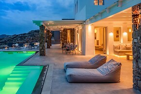 Villa Artemis By Mykonos Luxury