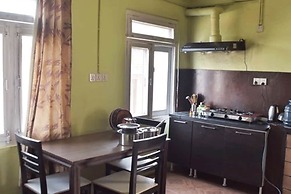 Sun Apartment & Guest House