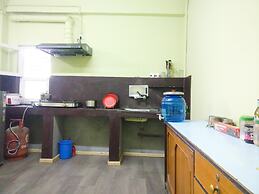 Sun Apartment & Guest House