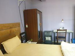 Sun Apartment & Guest House