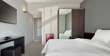 Rox by Essenza Hotel