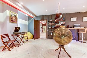 Moomidol Hostel