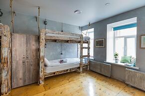 Moomidol Hostel