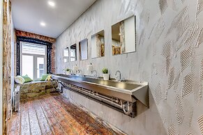 Moomidol Hostel