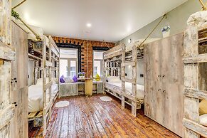 Moomidol Hostel