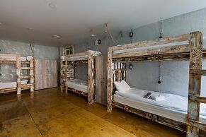 Moomidol Hostel