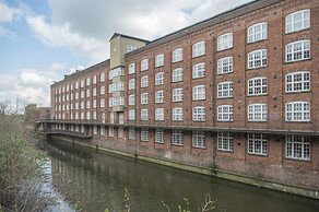 Chocolets - The Lion Suite