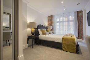 Chocolets - The Lion Suite