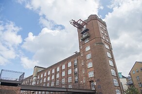 Chocolets - The Lion Suite