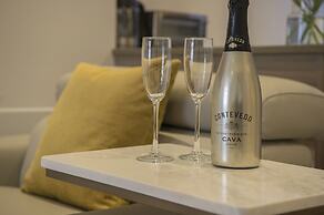 Chocolets - The Lion Suite