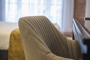 Chocolets - The Lion Suite