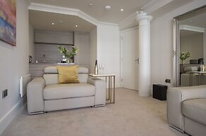 Chocolets - The Lion Suite