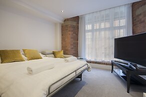 Chocolets - The Lion Suite