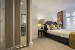 Chocolets - The Lion Suite