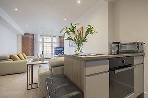 Chocolets - The Lion Suite