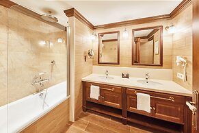 PortAventura Hotel Colorado Creek - Includes unlimited access to PortA