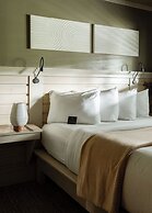 Highland Haven Creekside Inn