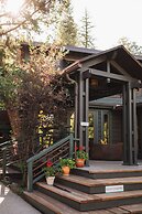Highland Haven Creekside Inn