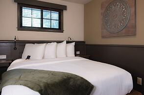 Highland Haven Creekside Inn