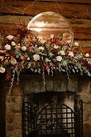 Highland Haven Creekside Inn