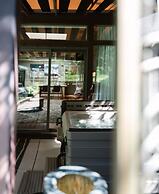 Highland Haven Creekside Inn