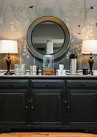 Highland Haven Creekside Inn