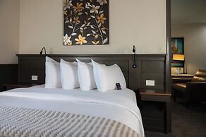 Highland Haven Creekside Inn