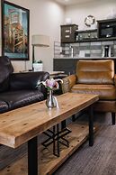 Highland Haven Creekside Inn