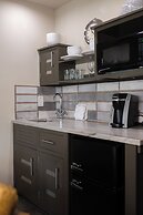 Highland Haven Creekside Inn