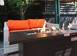 Highland Haven Creekside Inn