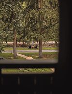 Highland Haven Creekside Inn