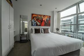 The Hutch - Top Spot