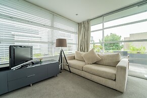 The Hutch - Top Spot